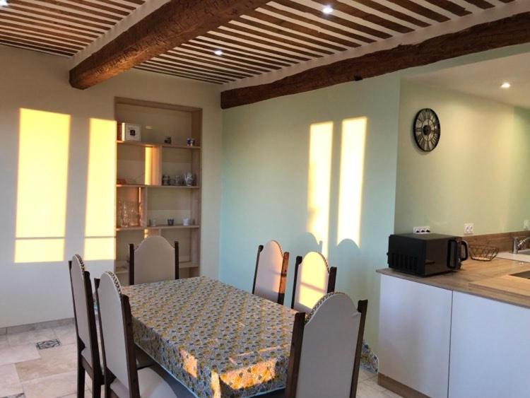 Maison De Charme Dans Un Hameau Provencal Les Mees Экстерьер фото